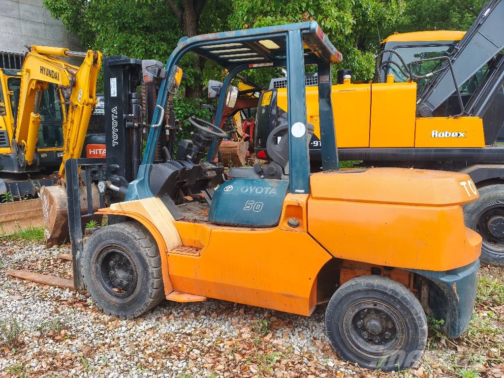 Toyota 50 Diesel forklifts