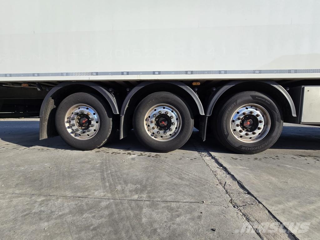 Kraker K-Force 92M3 - stock model Návesy s pohyblivou podlahou