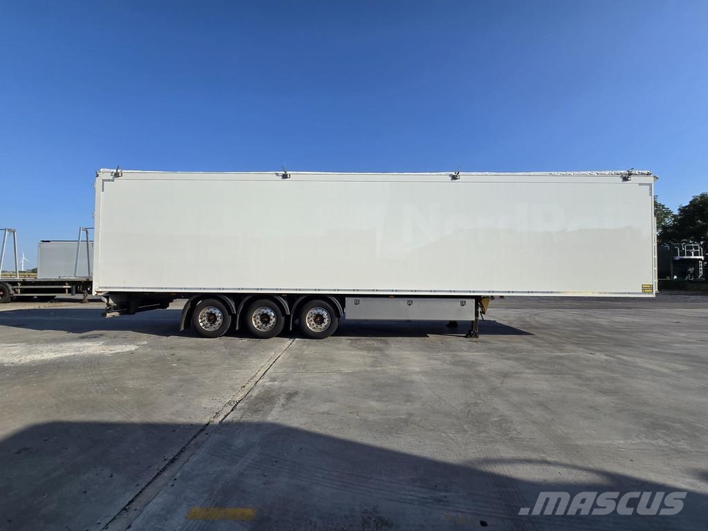 Kraker K-Force 92M3 - stock model Návesy s pohyblivou podlahou