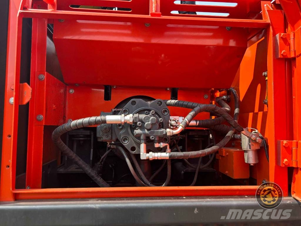 Doosan DH300LC-9 Pelle sur chenilles