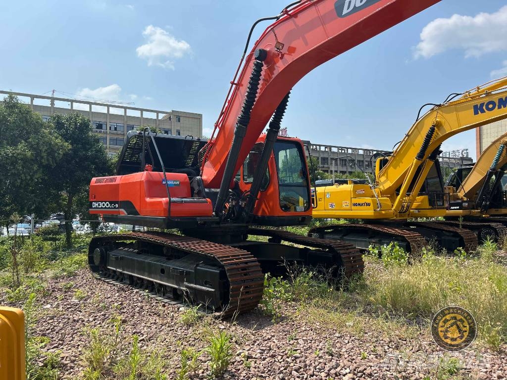Doosan DH300LC-9 Pelle sur chenilles