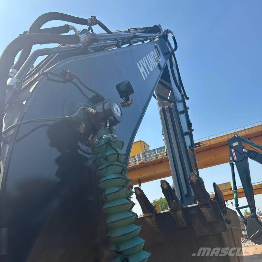 Hyundai r220lc-9s Bagri goseničarji