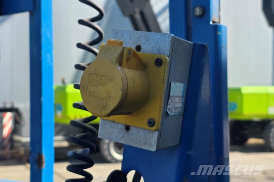Genie GS3246 Electric, Working Height 11.75 m, 318kg Cap Mini incarcator