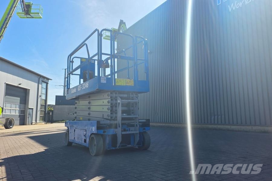 Genie GS3246 Electric, Working Height 11.75 m, 318kg Cap Mini incarcator