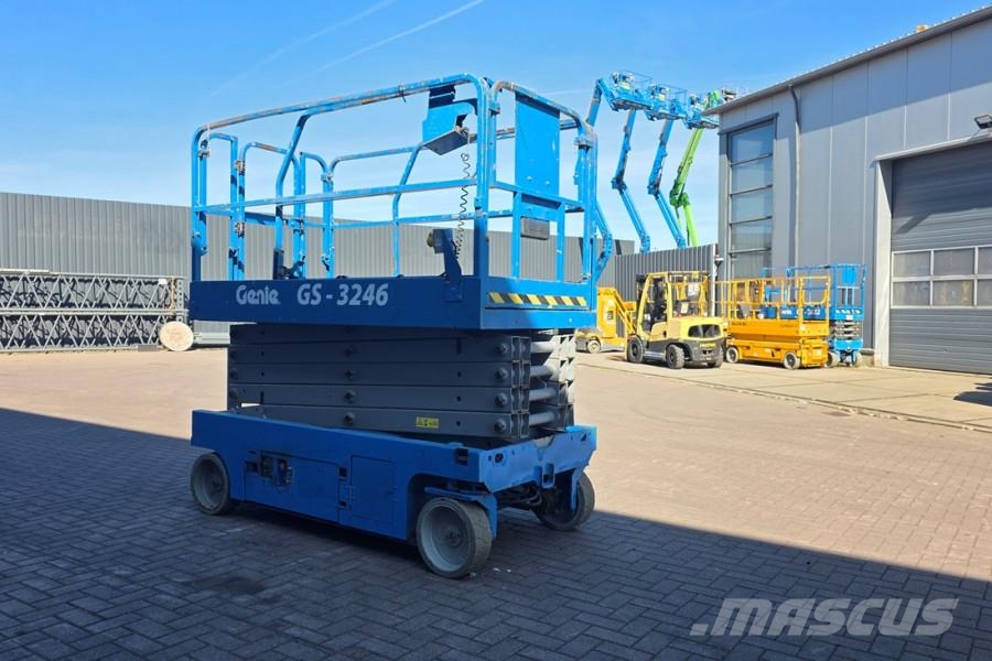 Genie GS3246 Electric, Working Height 11.75 m, 318kg Cap Mini incarcator