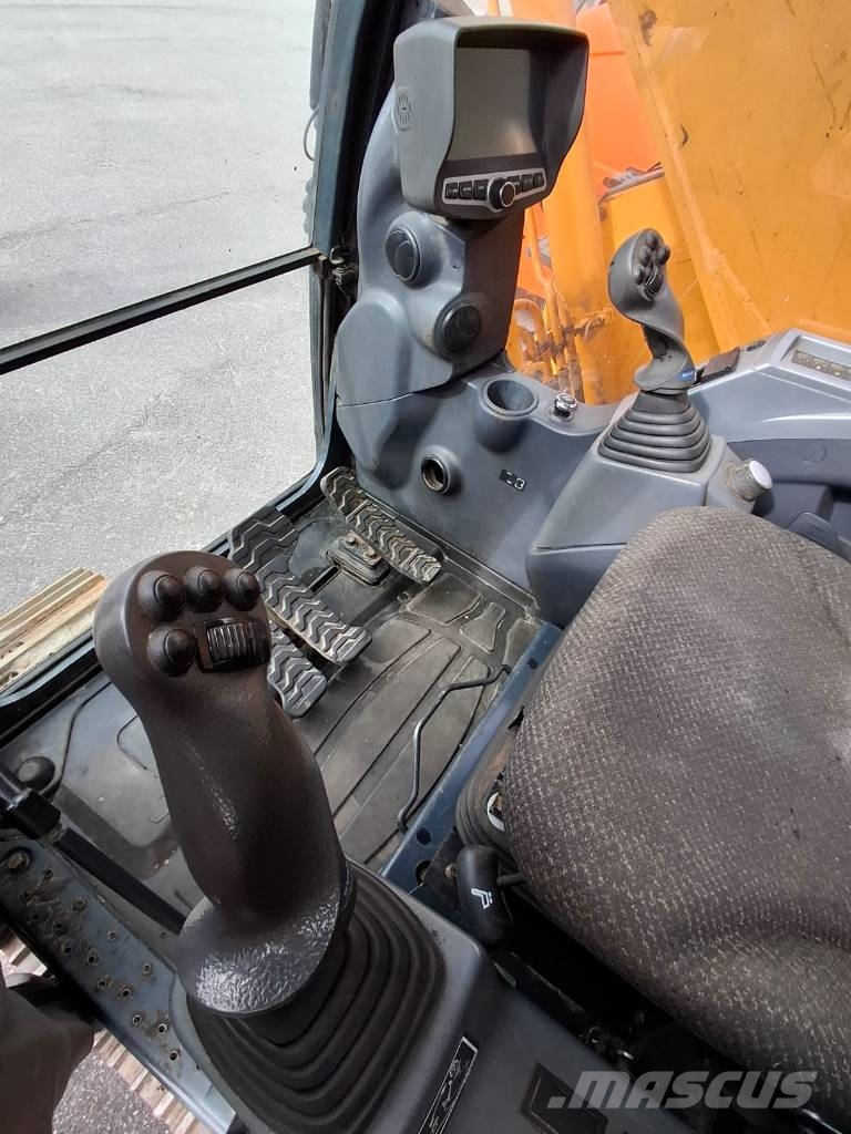 Hyundai Robex 145 LCR-9 A Гусеничні екскаватори