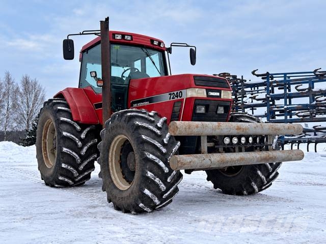 Case IH MAGNUM 7240 Tractors