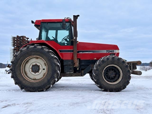 CASE MAGNUM 7240 Traktori