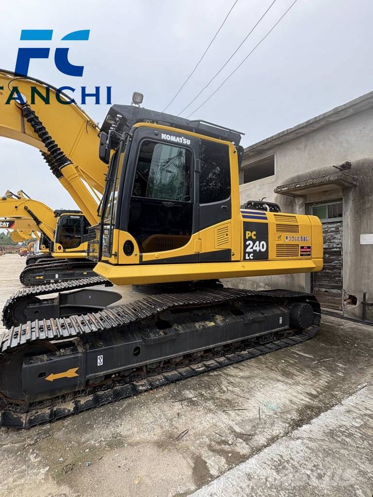 Komatsu PC 240 LC Верижен екскаватор