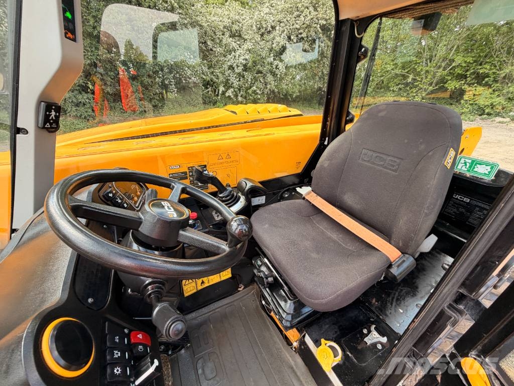 JCB 525-60T5 6 Meter Telehandler 텔러 핸들러