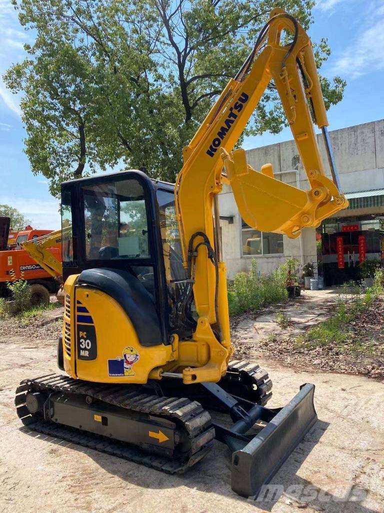 Komatsu PC 30 MR-1 小型挖掘机