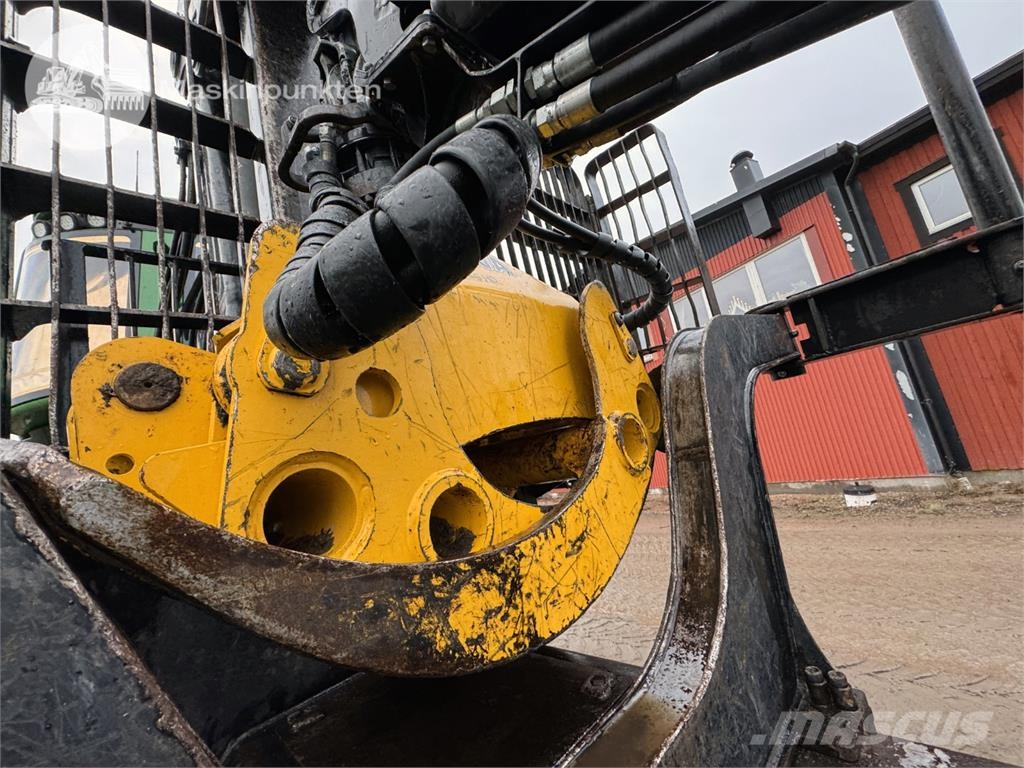 John Deere 1910 G Skotare