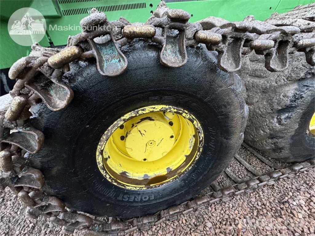 John Deere 1910 G Skotare