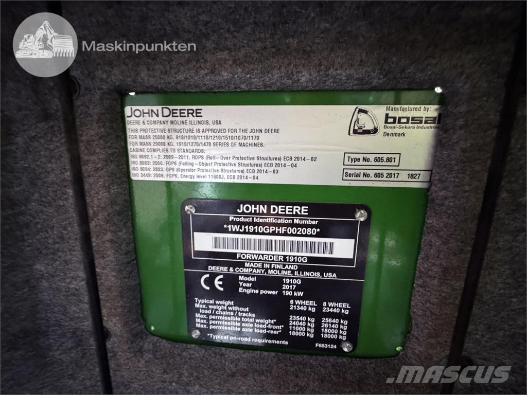 John Deere 1910 G Skotare