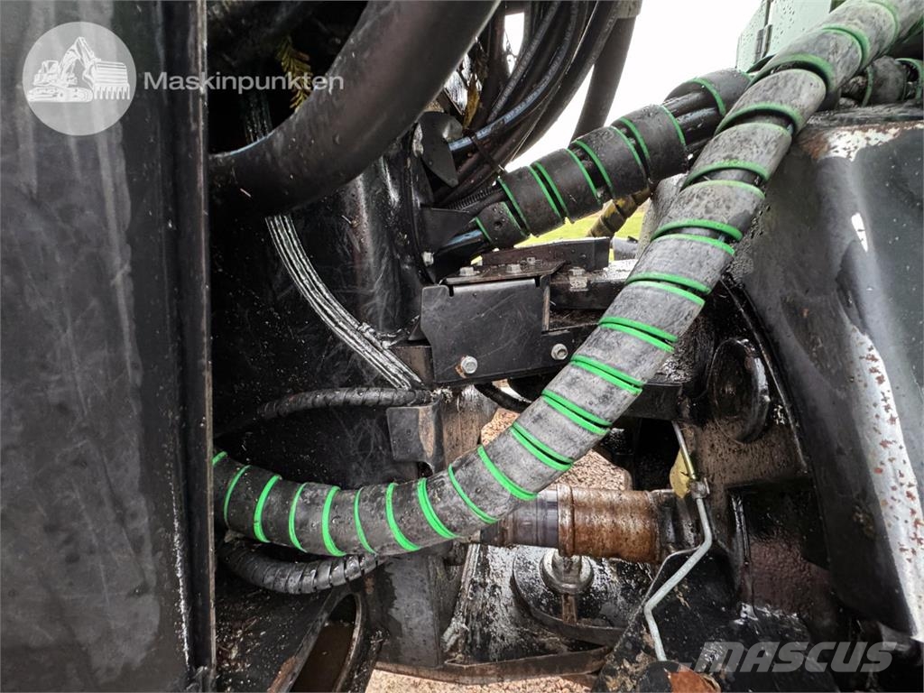 John Deere 1910 G Skotare