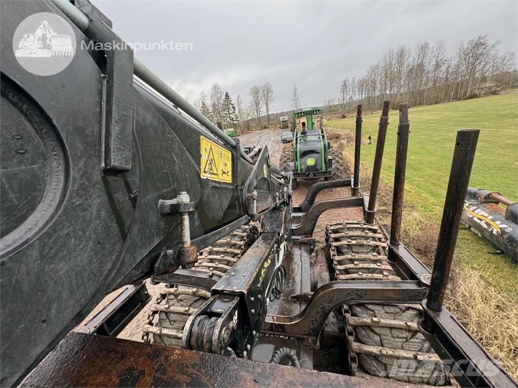 John Deere 1910 G Skotare