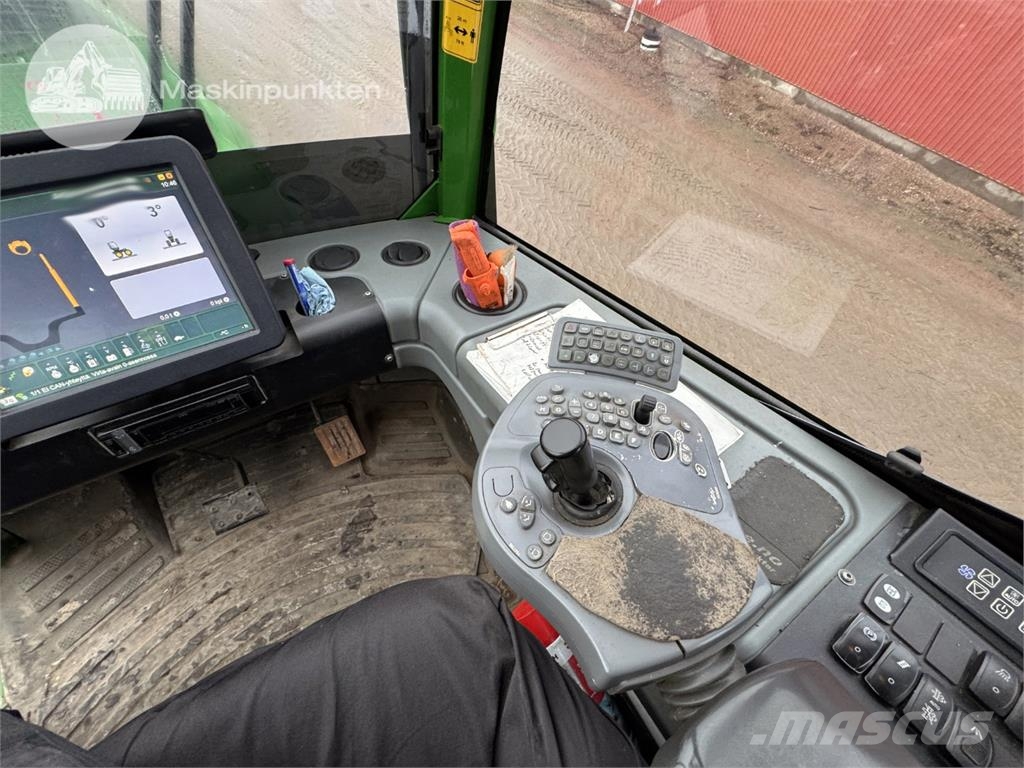 John Deere 1910 G Skotare