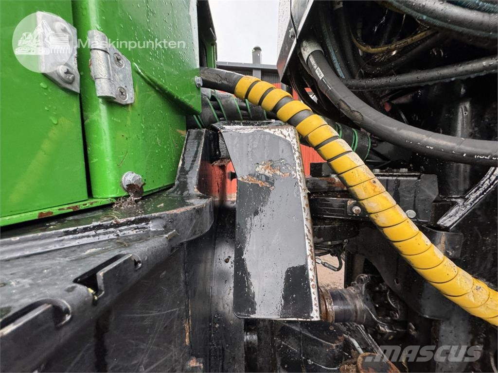 John Deere 1910 G Skotare