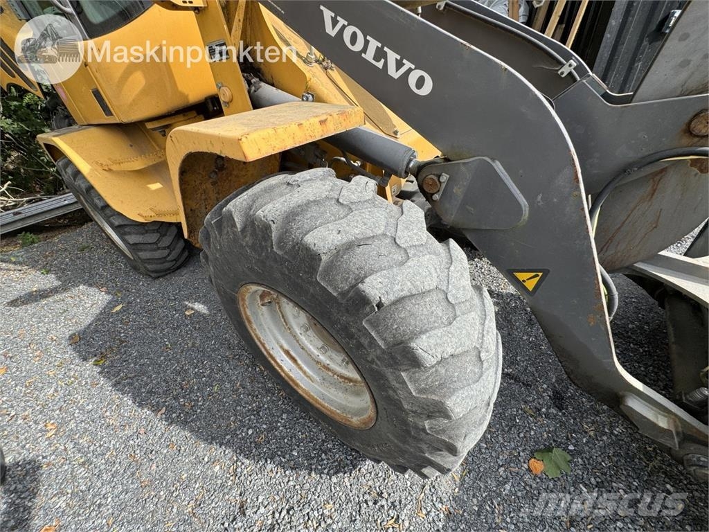 Volvo L30B Z-X 轮式装载机