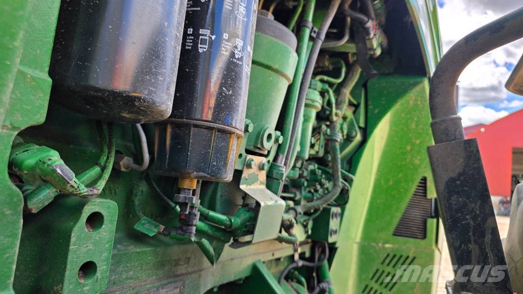 John Deere 8320 R Traktorid
