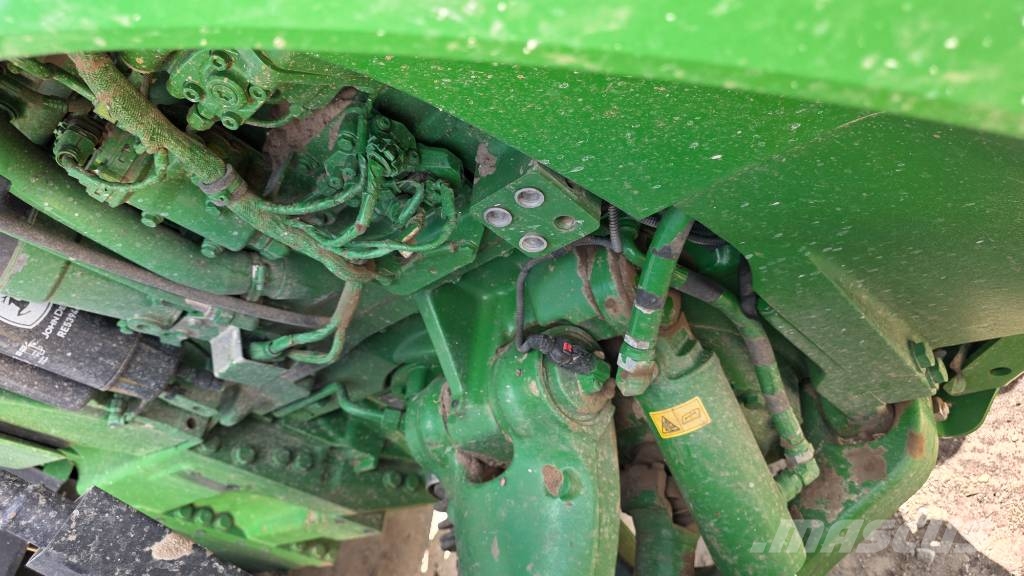 John Deere 8320 R Traktorid
