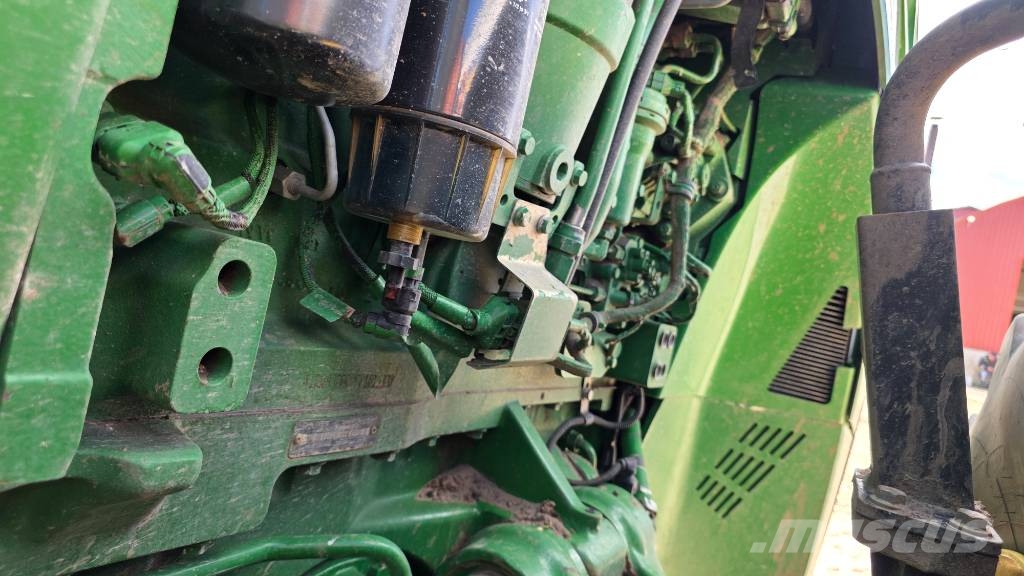 John Deere 8320 R Traktorid