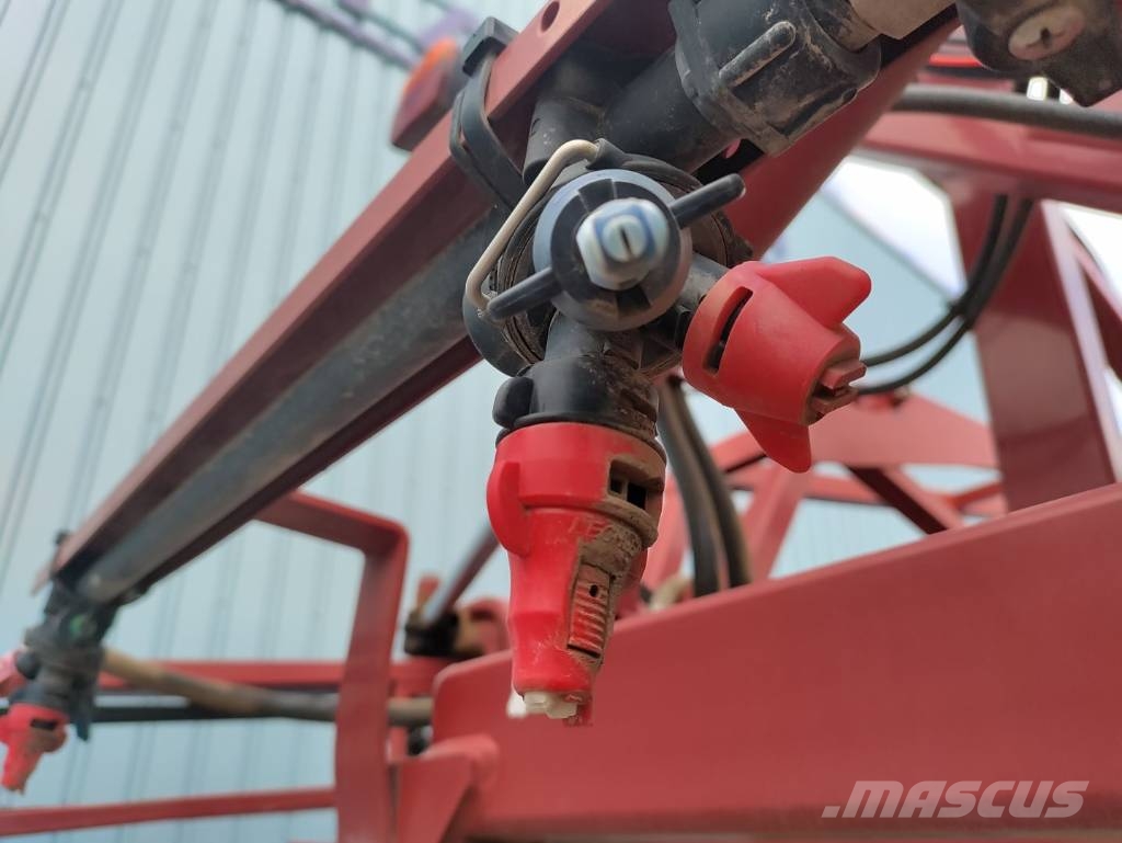 Hardi Navigator 4000 الرشاشات