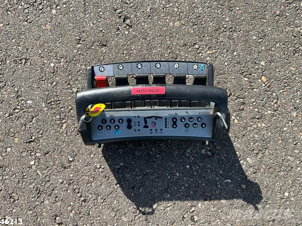 Iveco Eurocargo ML190EL32 Euro 6 Hiab 16 Tonmeter laadkr Самоскиди