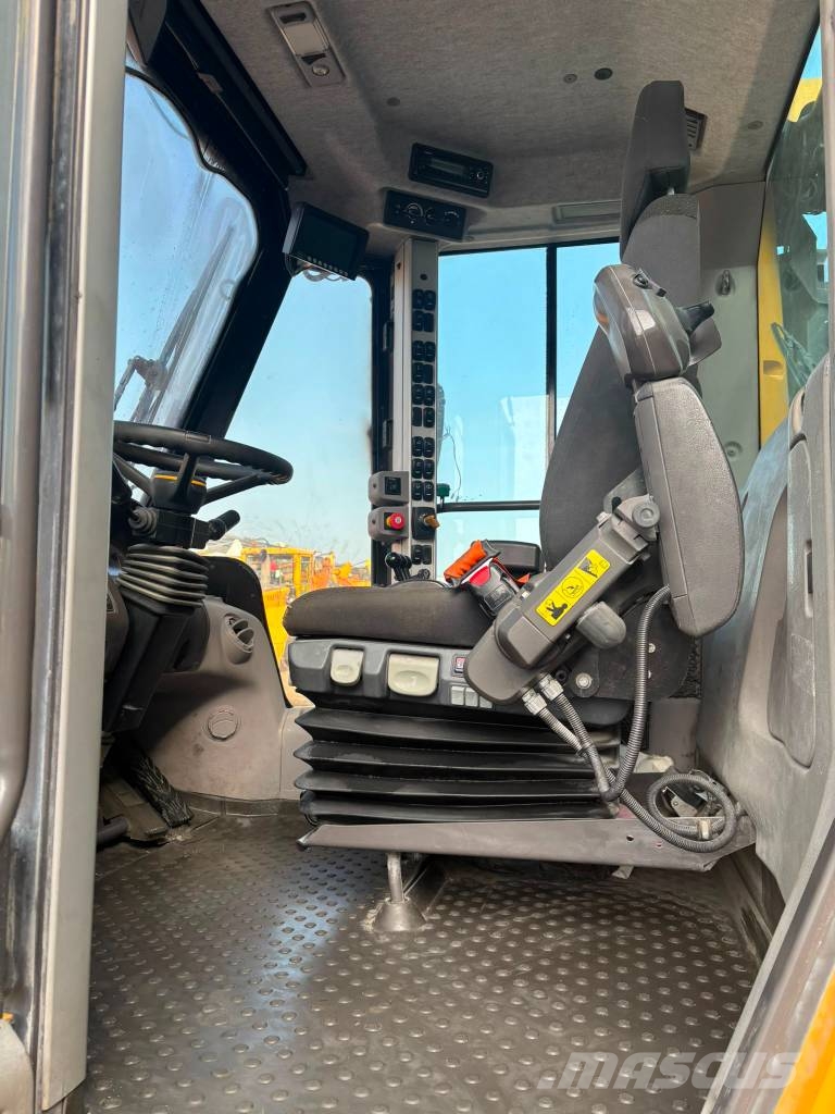 Volvo L 70 H Pale gommate