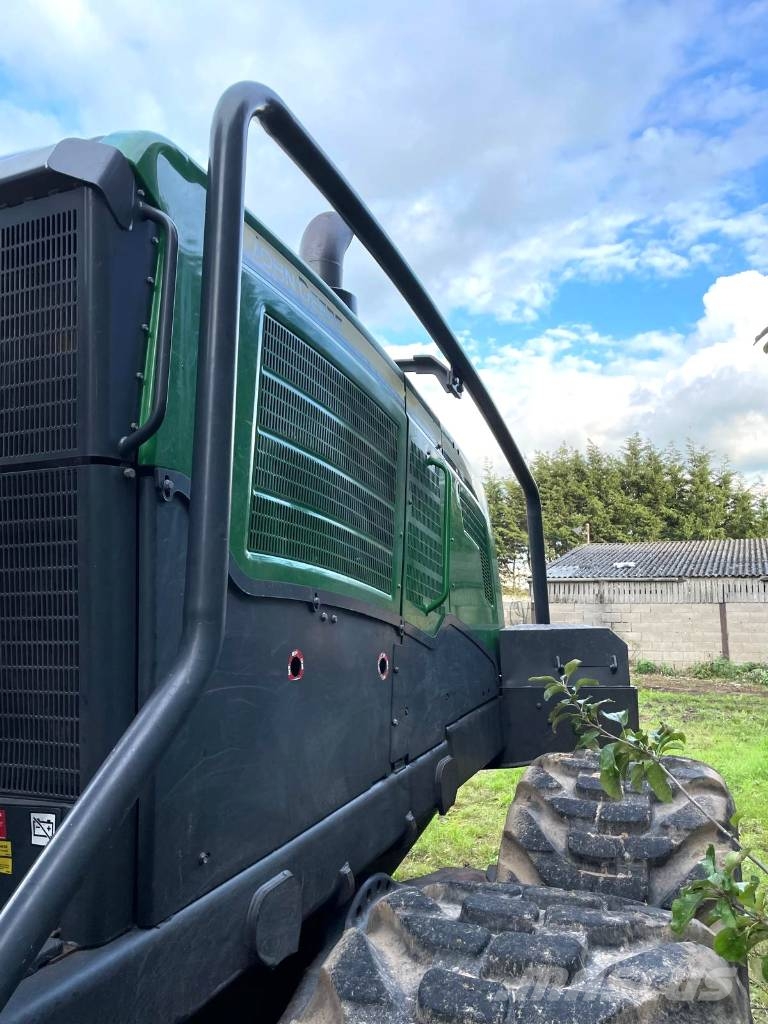 John Deere 1270G Timber Harvester/ H425 Head Harversteri