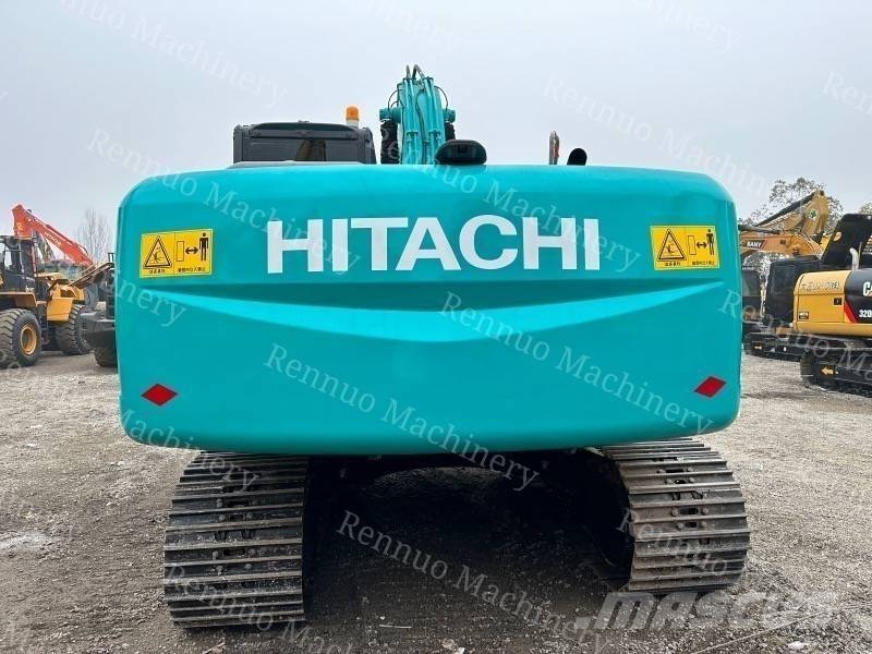 Hitachi ZX 200 Гусеничні екскаватори