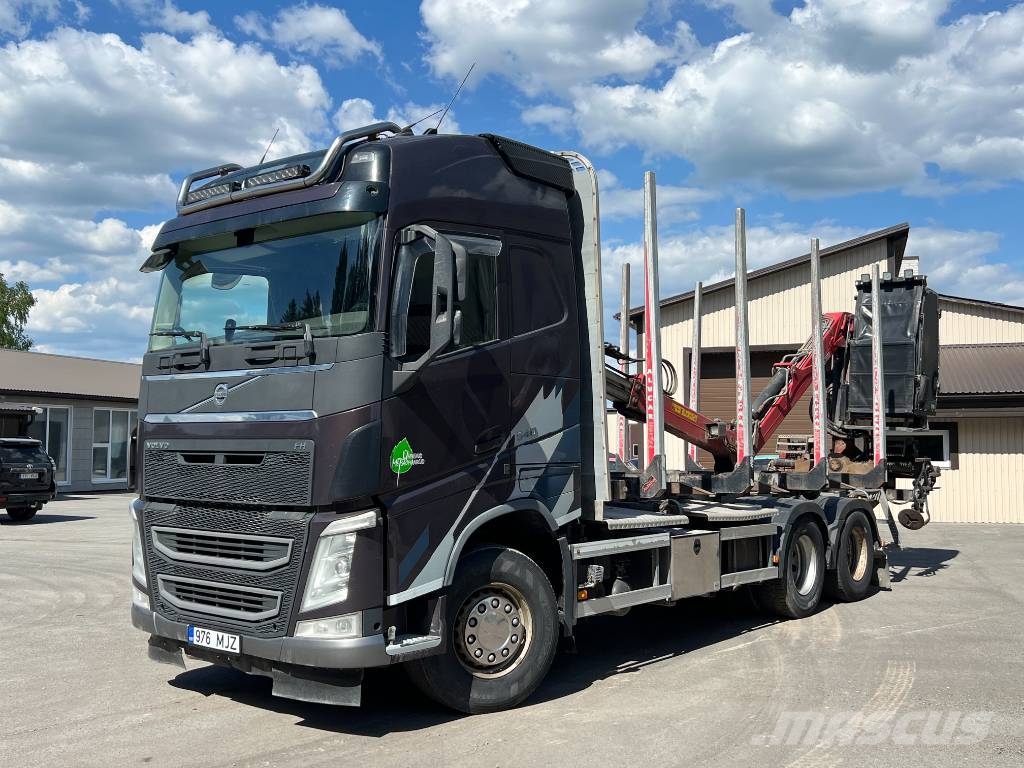 Volvo FH 540 6X4 HIAB 96ST 97 Kokvedēji
