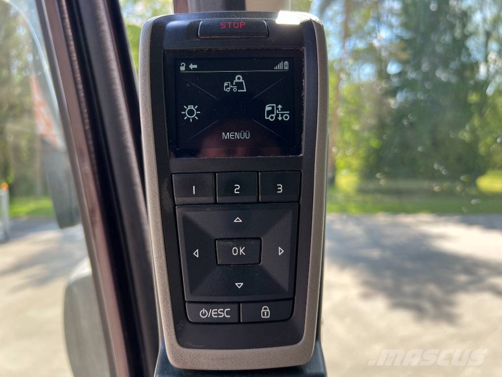 Volvo FH 540 6X4 HIAB 96ST 97 Kokvedēji