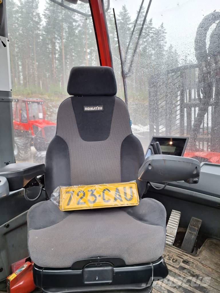 Komatsu 875 Kihordók