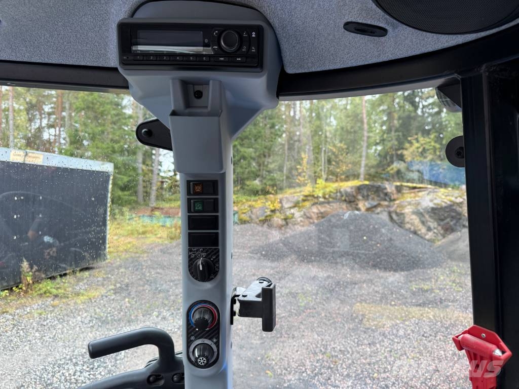New Holland T 5.100 Utility Traktoren