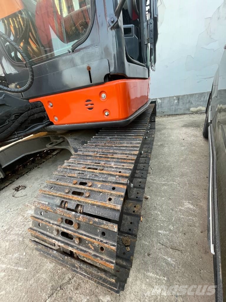 Hitachi ZX 65 US Miniekskavaatorid < 7 t