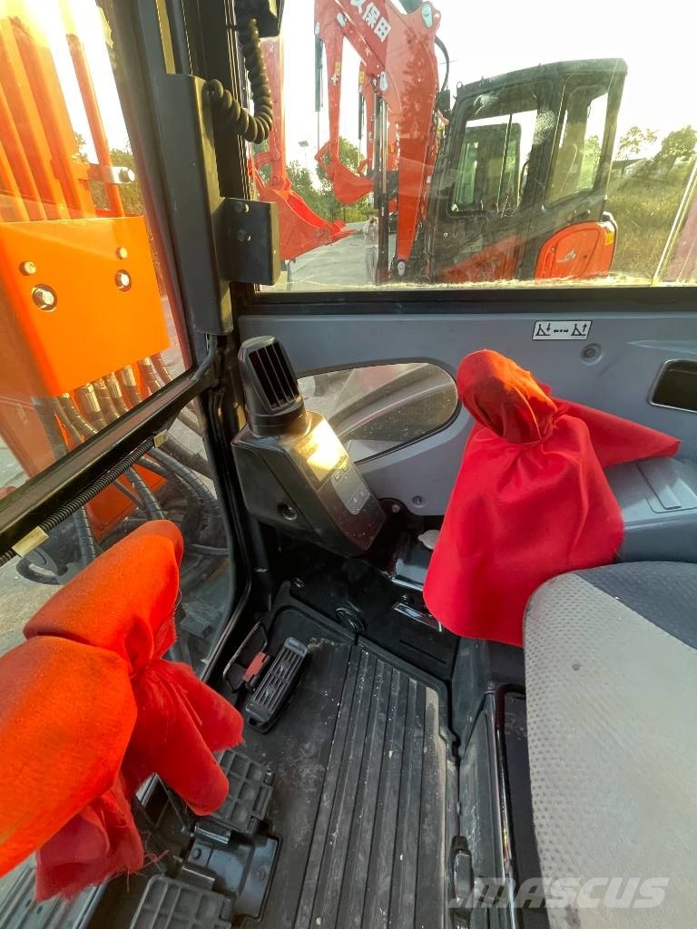 Hitachi ZX 65 US Miniekskavaatorid < 7 t