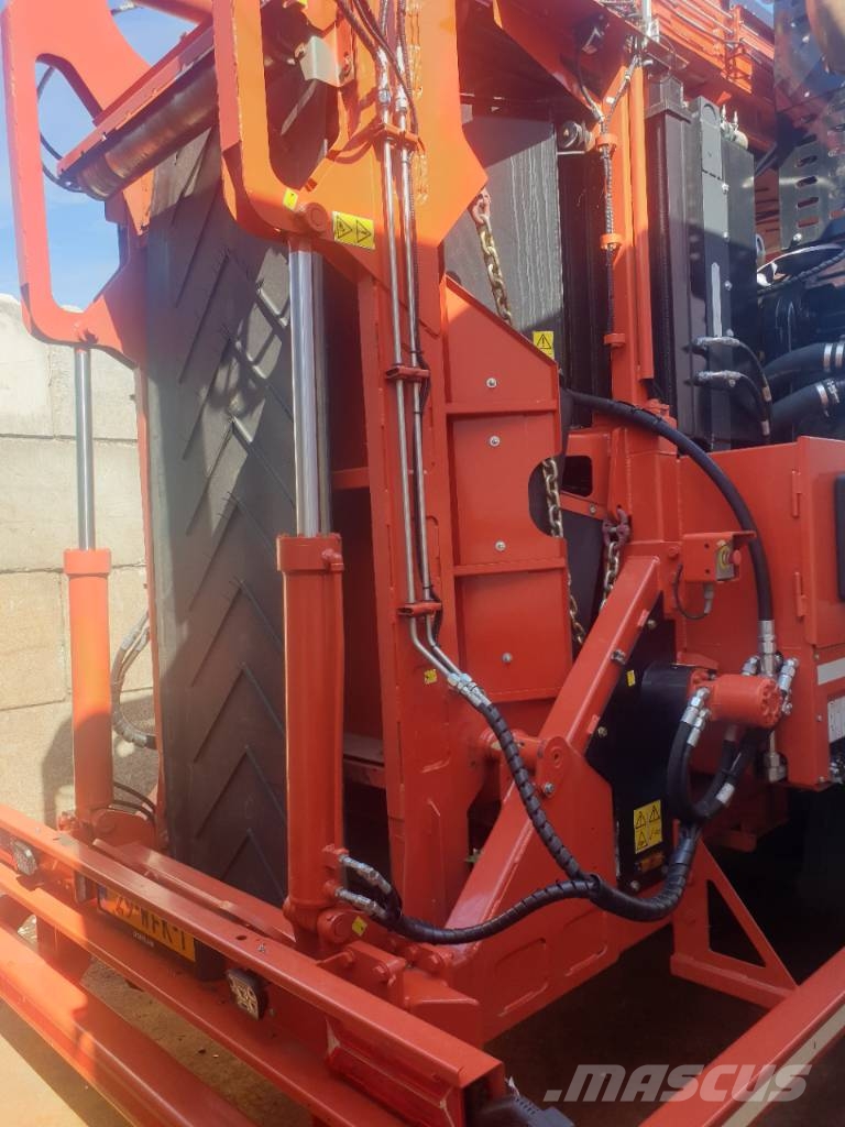 Morbark 3000XP Wood Hog Waste Shredders
