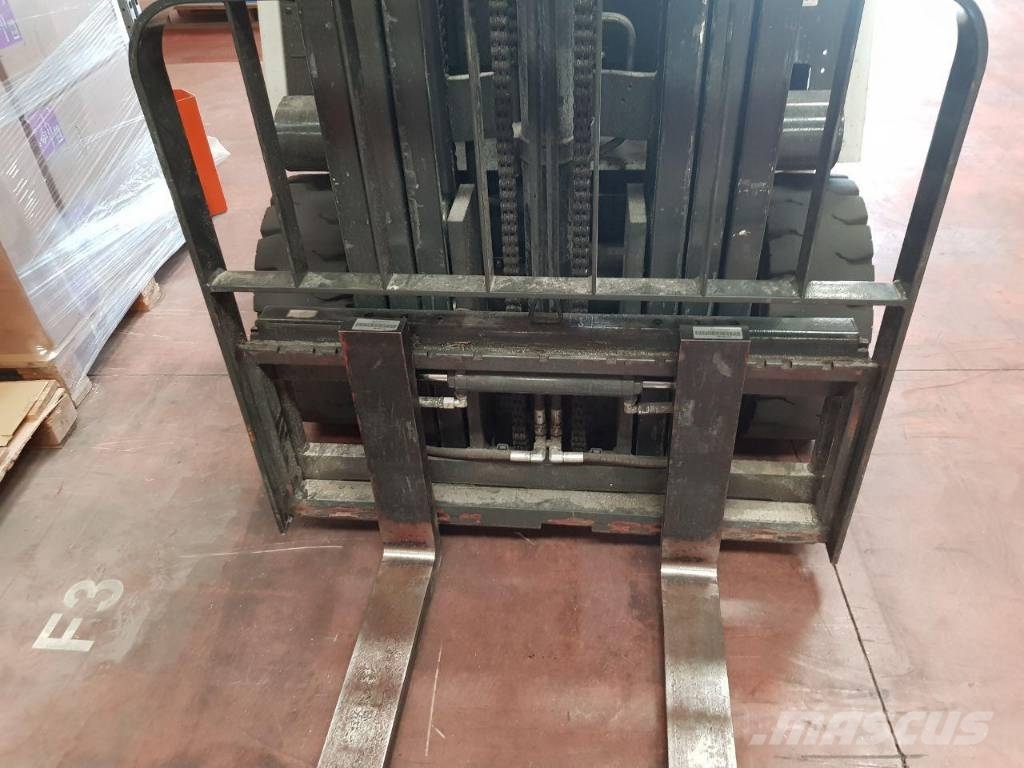 Unicarriers 1Q2L25Q Electric forklifts