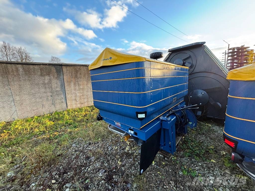 Bogballe M35W معدات فرد المواد المعدنية