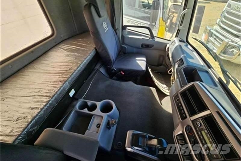 UD TRUCKS QUESTER Andre lastbiler