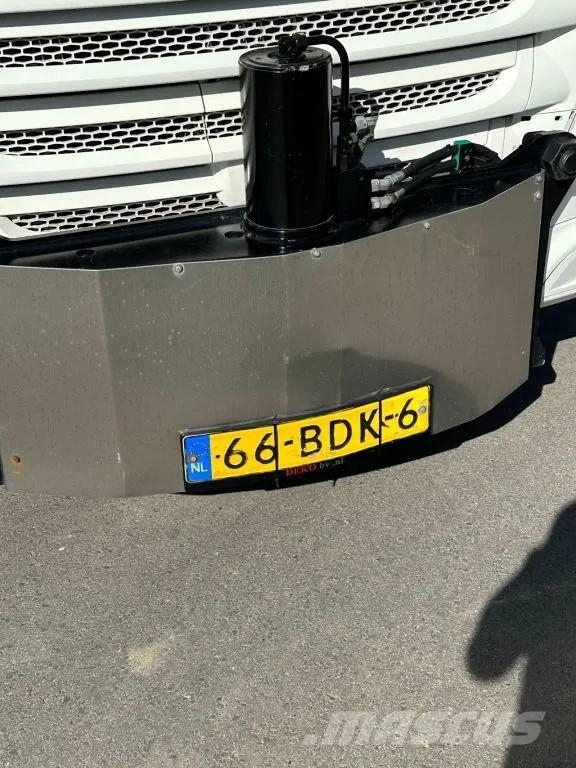 DAF CF 290 Rabljene dizalice za težak teren