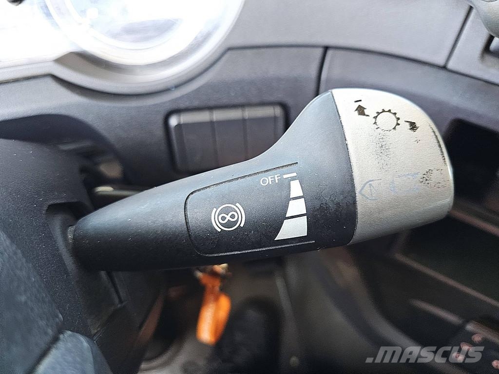 DAF XF 480 6X2 FAN WB530 Camiones con chasís y cabina