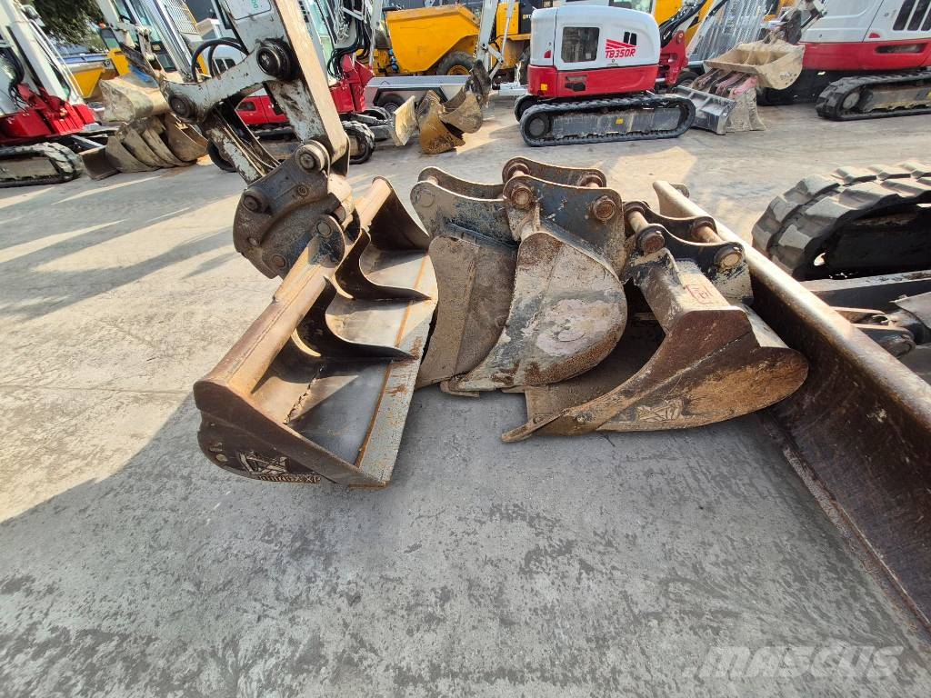 Takeuchi TB 290 Vidēja lieluma ekskavatori 7 t - 12 t