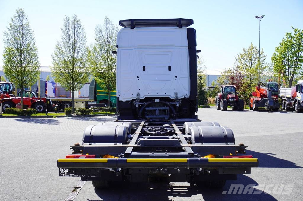 Mercedes-Benz Actros 2542 MP5 / BDF / 2021 Camiones portacontenedores