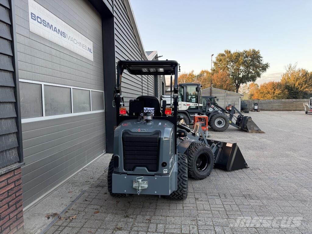 GiANT G2300 X-TRA HD minishovel NIEUW grijs 轮式装载机