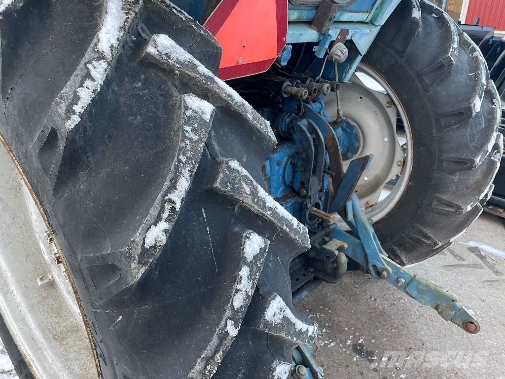 Ford 7700 Dismantled: only spare parts الجرارات