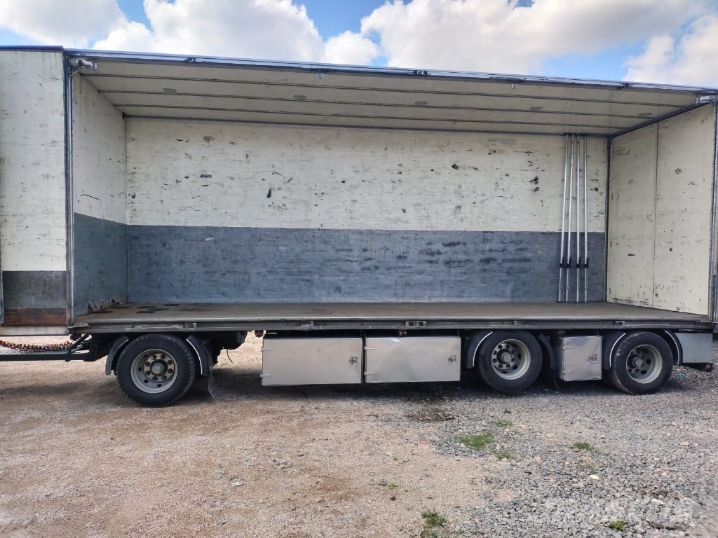 Floor 20 palet Gesloten opbouw trailers
