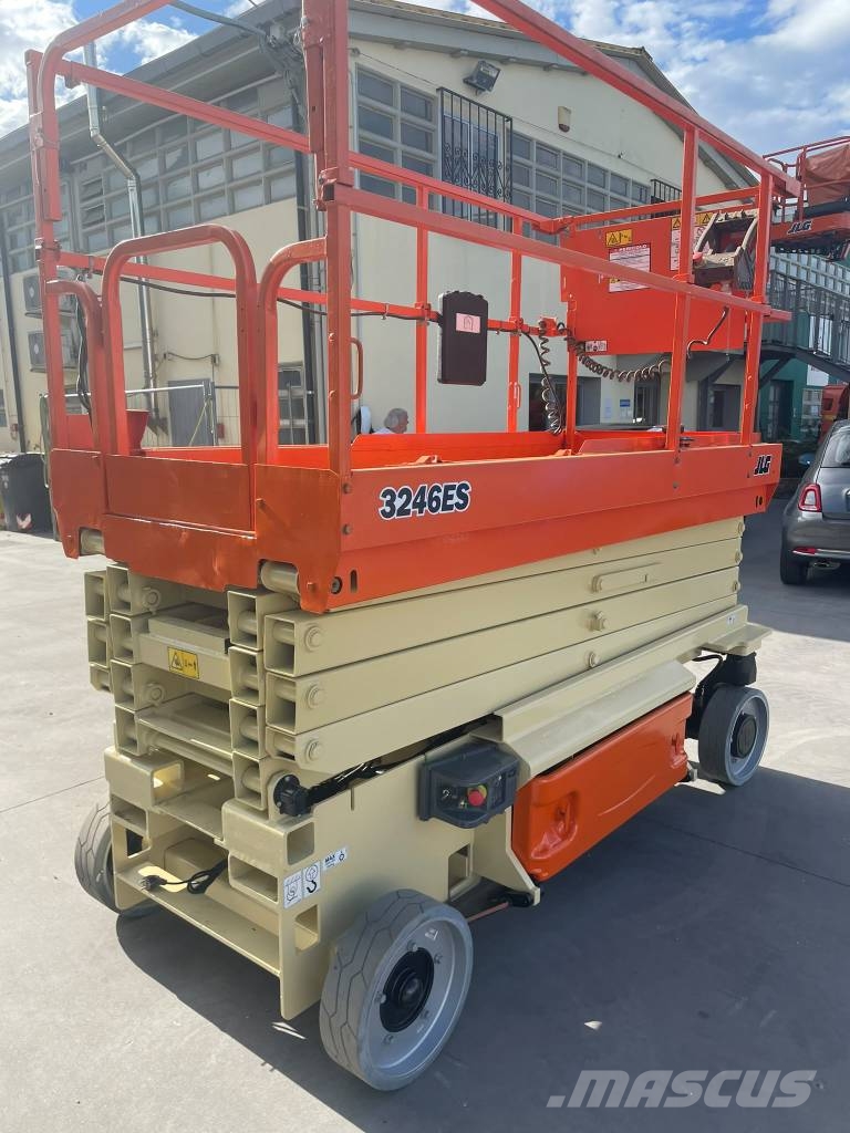 JLG 3246 ES Piattaforme a pantografo