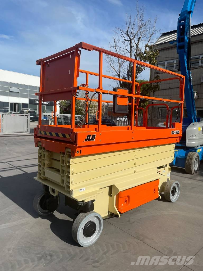 JLG 3246 ES Piattaforme a pantografo